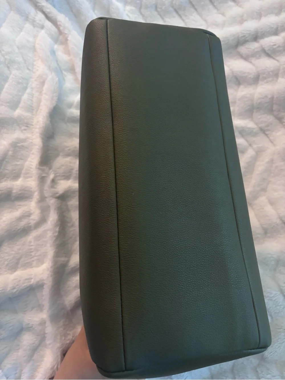 Tommy Hilfiger Utility Olive Green Handbag - Picture 6 of 8